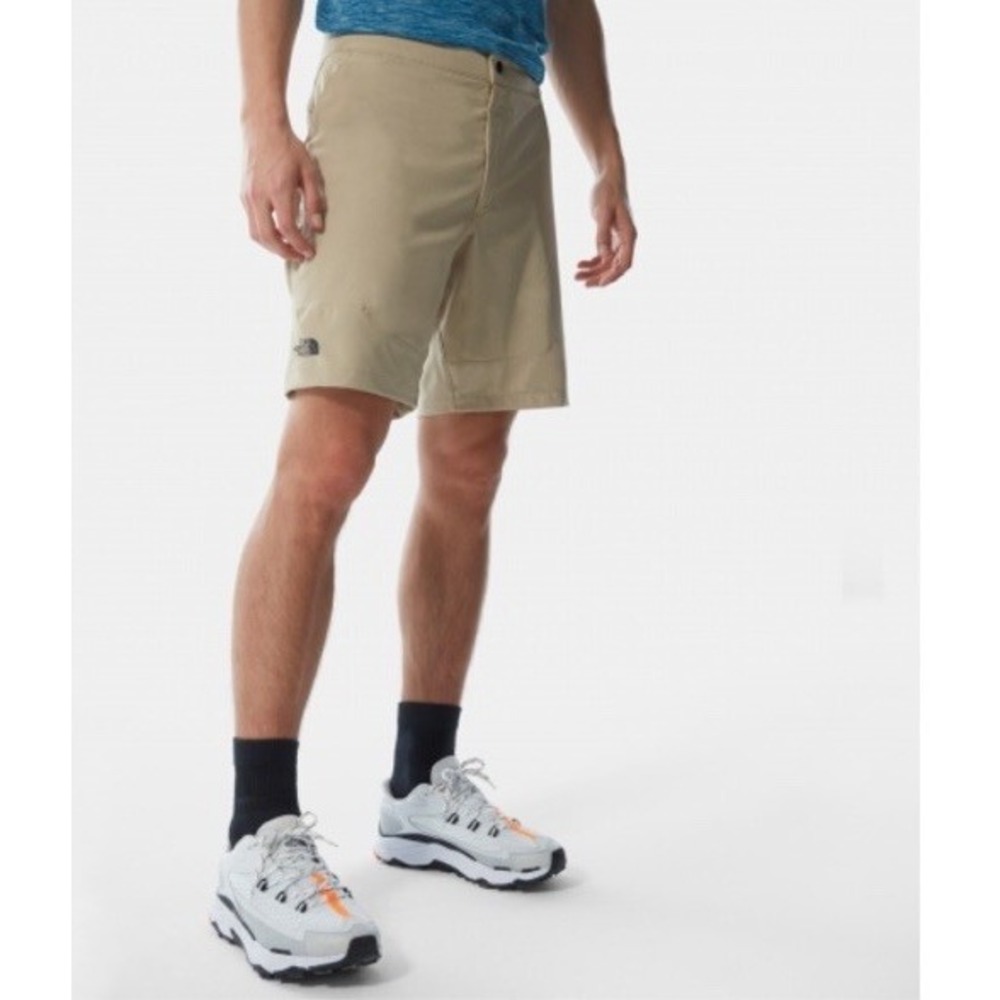 The North Face Mens Tan Khaki Hiking Shorts XL Elastic Waist Nylon Outdoor
